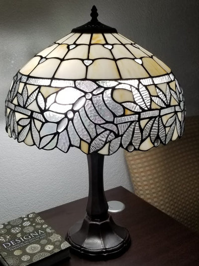 Amora Lighting Tiffany Style AM333TL16 Floral White Table Lamp